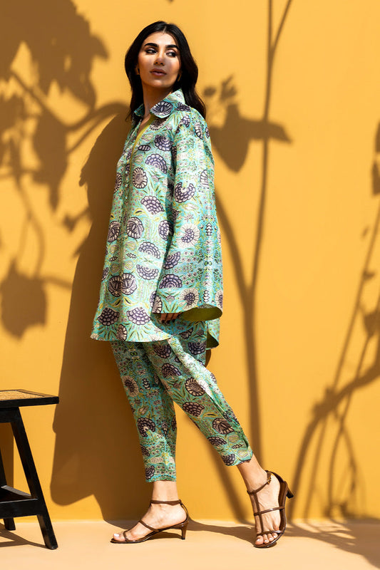 Mint Mirage – Botanical Print Oversized Kurta & Tapered Pants Co-Ord Set
