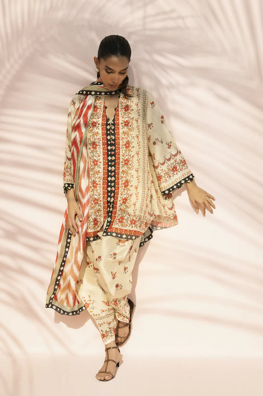 Ivory Gulnaar – Floral Printed Kurta with Pants & Dupatta Co-Ord Set